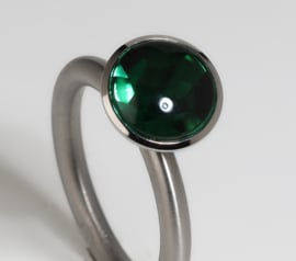 Swivel ring halve schaal smaragd groen