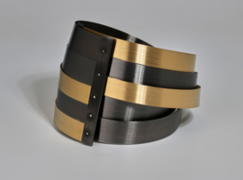 Zilveren klap armband (zwart/goud kleur)