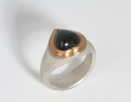 Cleopatra ring mit Chromdiopsid ( Herzform )