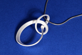 Tezer knoop/lus hanger 