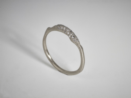 Dripping art white diamonds panter ring ( mini )