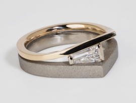 Titan ring mit diamant