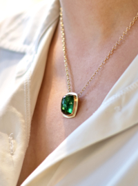 Woeste roos hanger met toermalijn