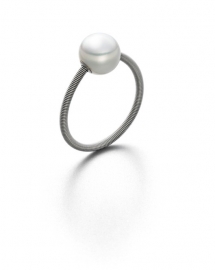 Eva Strepp Ring ,Stahl mit Perle the One