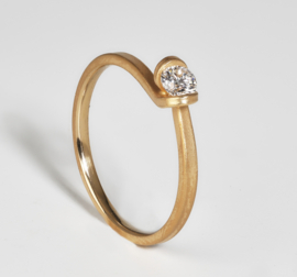Oliver Schmidt gouden solitaire ring