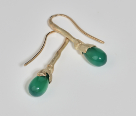 Dripping art oorbellen met groene agaat