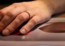 Golden 5 diamond ring Goldline