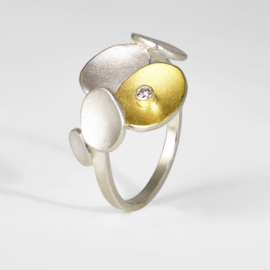 Manu schmuck ring with 5 elements