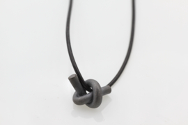 Knoten Schmuck Anhänger 'Knoten' schwarz silber