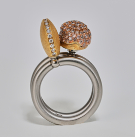 Gouden Swivel ring "Bossche bol"