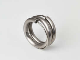 Apero steel wrap ring by Apero