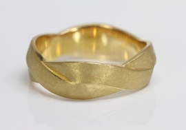 Maier en Beck golden plait ring