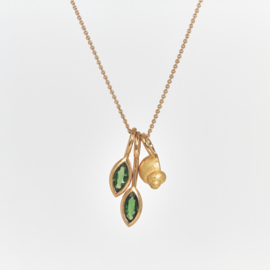 Katinka Neuner gouden schelp hanger (alikruik)