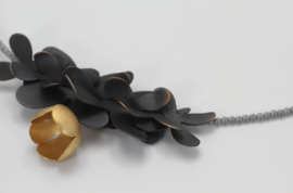  Deco Echo bloem collier