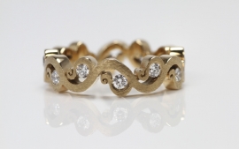 Weissenstein ring met diamanten
