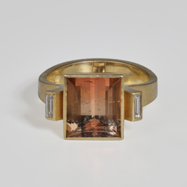 Toermalijn ring met baguette diamanten