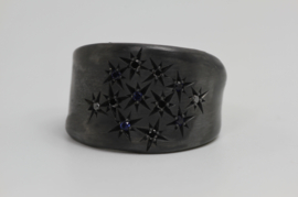 Zwart zilveren ring dripping art met sterren