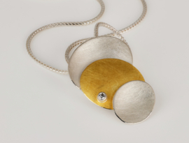 Manu schmuck met 3 ovalen