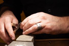 Schmuck Werk Stahl Ring mit braunes Diamant