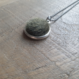 Fluffy Vacht Ketting/Bedel Armygroen  [7036]