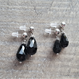 Black Facets 6 x 4 mm  [1753]