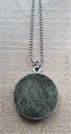 Fluffy Vacht Ketting/Bedel Armygroen [2893]