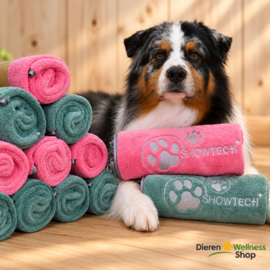 - SHOW TECH+ - Coral Fleece Handdoek - Roze & Groen -