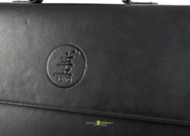 - Yento Deluxe Scissorcase -