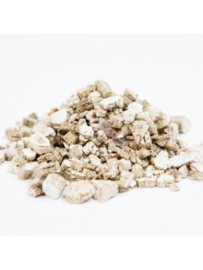 Vermiculite  middel  2 , 4 of 8 Liter