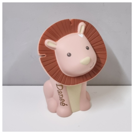 Hakuna Leeuw spaarpot met naam | Atelier Pierre Money Box Magnolia