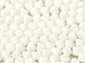 Bicone Beads 6 mm Chalk White (per 50)