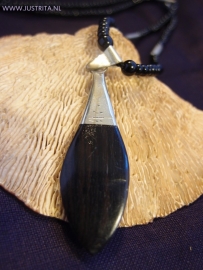 T 43 Zilver en ebbenhout hanger / Silver and ebony pendant