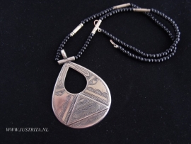 T 34 Toeareg ketting / Tuareg necklace