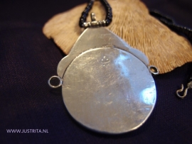 T 49 Toeareg zilveren amulet / Tuareg silver amulet