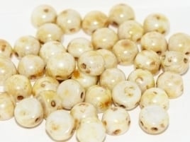 2-hole Cabochon 6 mm Chalk White (per 8)