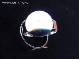 Zilverkleurige ring met plakvlak 14mm