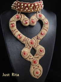 Collier "India"