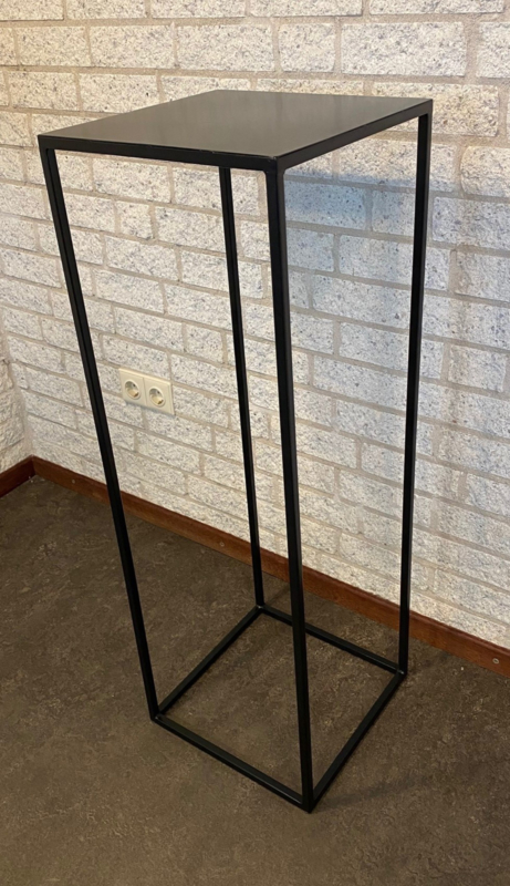 Peer Prijs Ongeautoriseerd zuil - sokkel - metalen plantentafel, kleur zwart, hoog 100cm | Zuilen voor  binnen en buiten | decoratie outlet