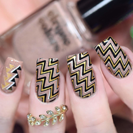 UberChic - Big Nail Stamping Plate - Got Chevron - 02