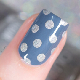 Colour Alike - Stamping Polish - 100. Quiet Gray (Holographic)