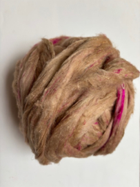 Sari zijden, zandstorm met vleugje rood  per 10 gram, prijs