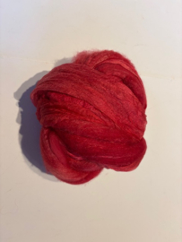 Shawl pakket margilan nummer 2 rosé rood tinten: zelfgeverfde margilan zijde 250x 45 cm en 2,5 meter zelfgeverfde wol met 50% zijde