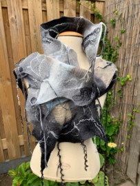 Shawl 25-35 x 140cm