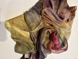 op = op Ponge zijde shawl zelf geverfd, 200x45cm met rolzoom, multi tinten, nummer 2