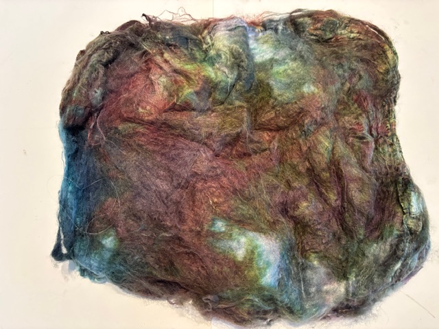 op = op Hankies moerbei zijde per 1,5 gram, groen aubegine  tinten , nummer 7