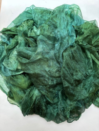 Margilan / gaas kant zijde / Oezbekistan zijde, nummer 25 gras groen smaragd zelf geverfd 90 breed prijs per 50 cm