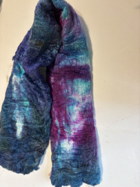 Moerbei zijde lap zelfgeverfd,turquoise multi,  nummer 25 per 10 gram