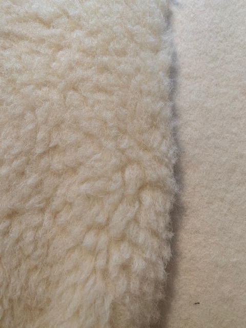 Teddy/ pluche stof bovenlaag 100% wol, 100% katoen, 50cm x 90cm Wollen stoffen |