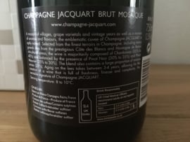 fles Champagne Jacquart Brut Mosaique 750 ml in luxe doos