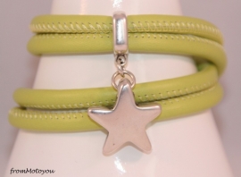 Stars on Colourz lime leren armband met ster bedel